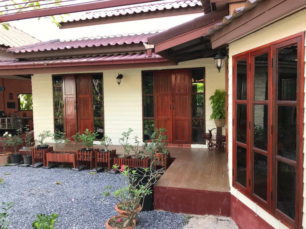 Grandma'S House Apartment Nakhon Nayok Luaran gambar