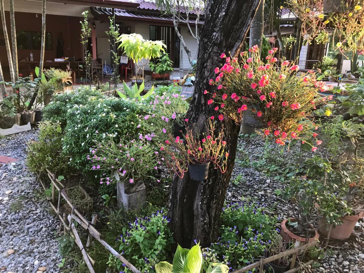 Grandma'S House Apartment Nakhon Nayok Luaran gambar